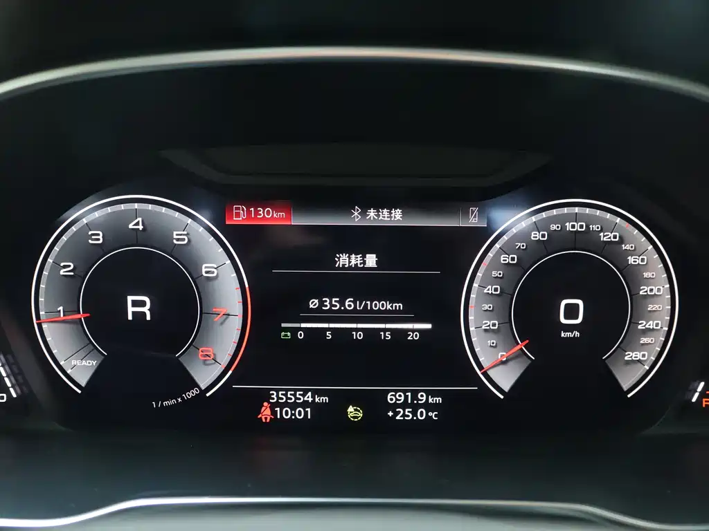 Audi Q3 2023 — фото 14