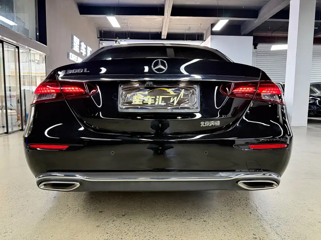 Mercedes-Benz E-Class 2020 — фото 12