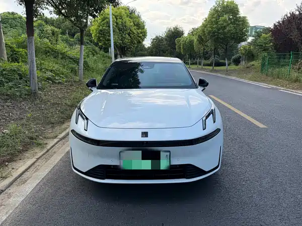 Lynk & Co 07 EM-P 2024