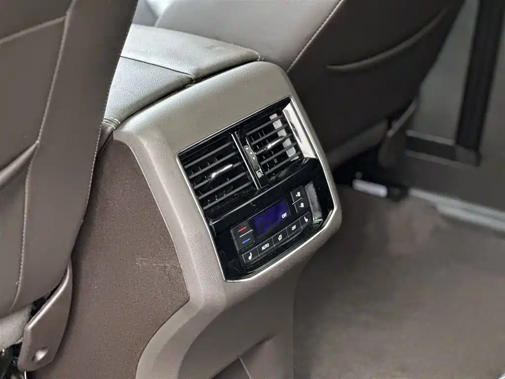 Volkswagen Teramont 2018 — фото 13