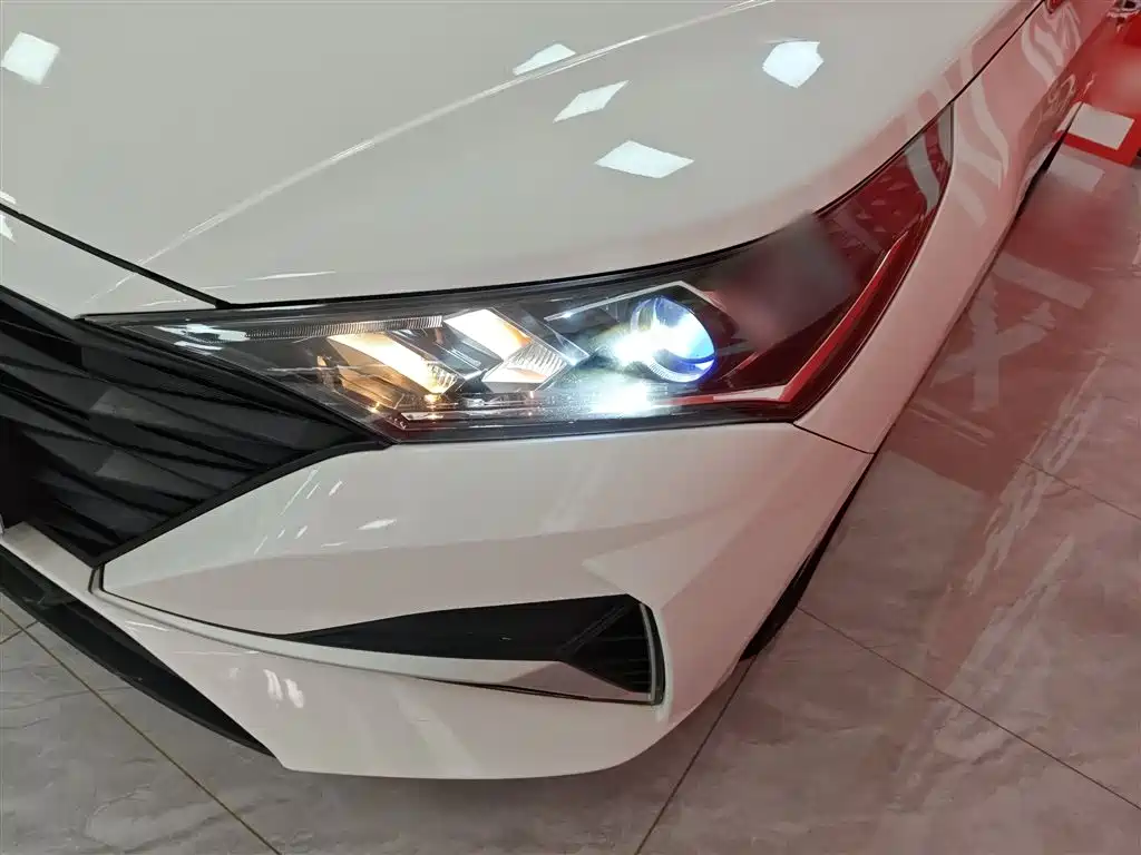 Hyundai Verna 2021 — фото 24
