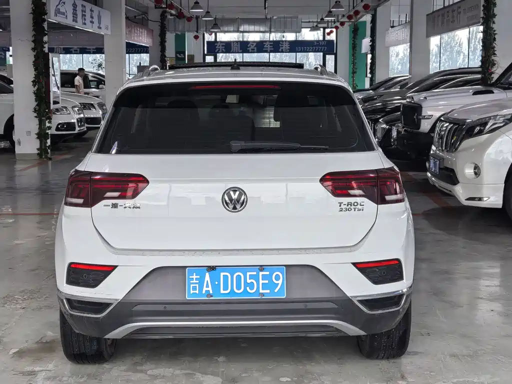 Volkswagen T-Roc 2018 — фото 7