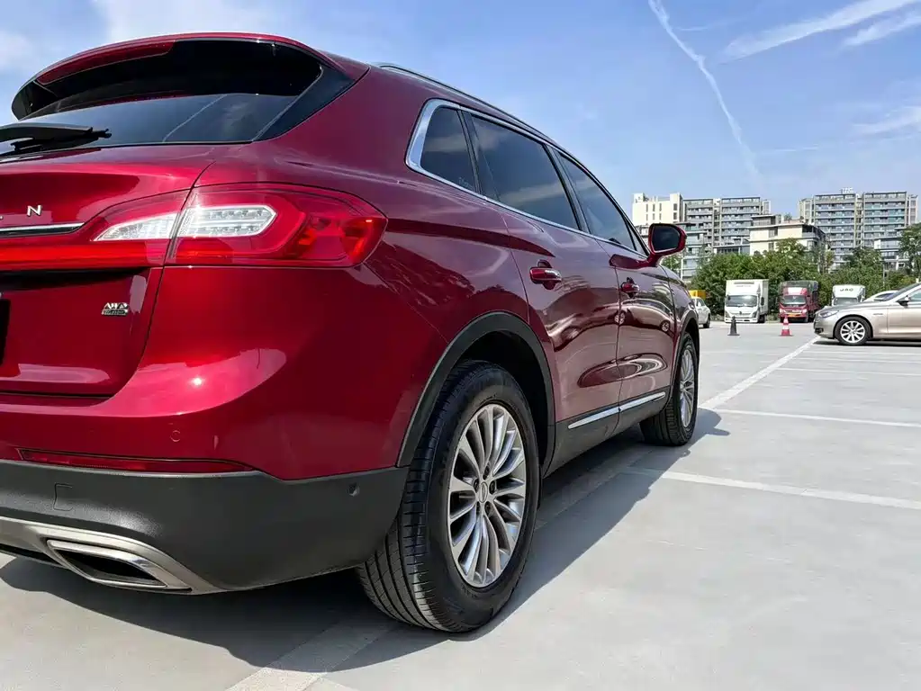 Lincoln MKX 2016 — фото 8