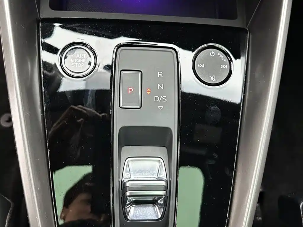 Audi A3 2023 — фото 18