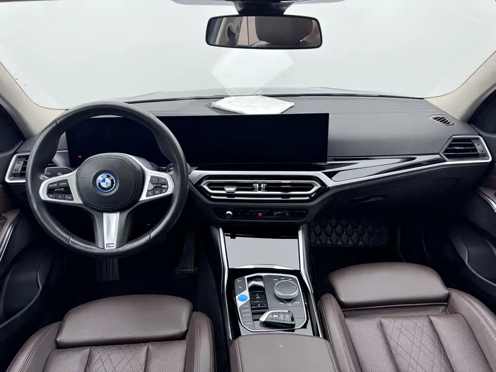 BMW i3 2023