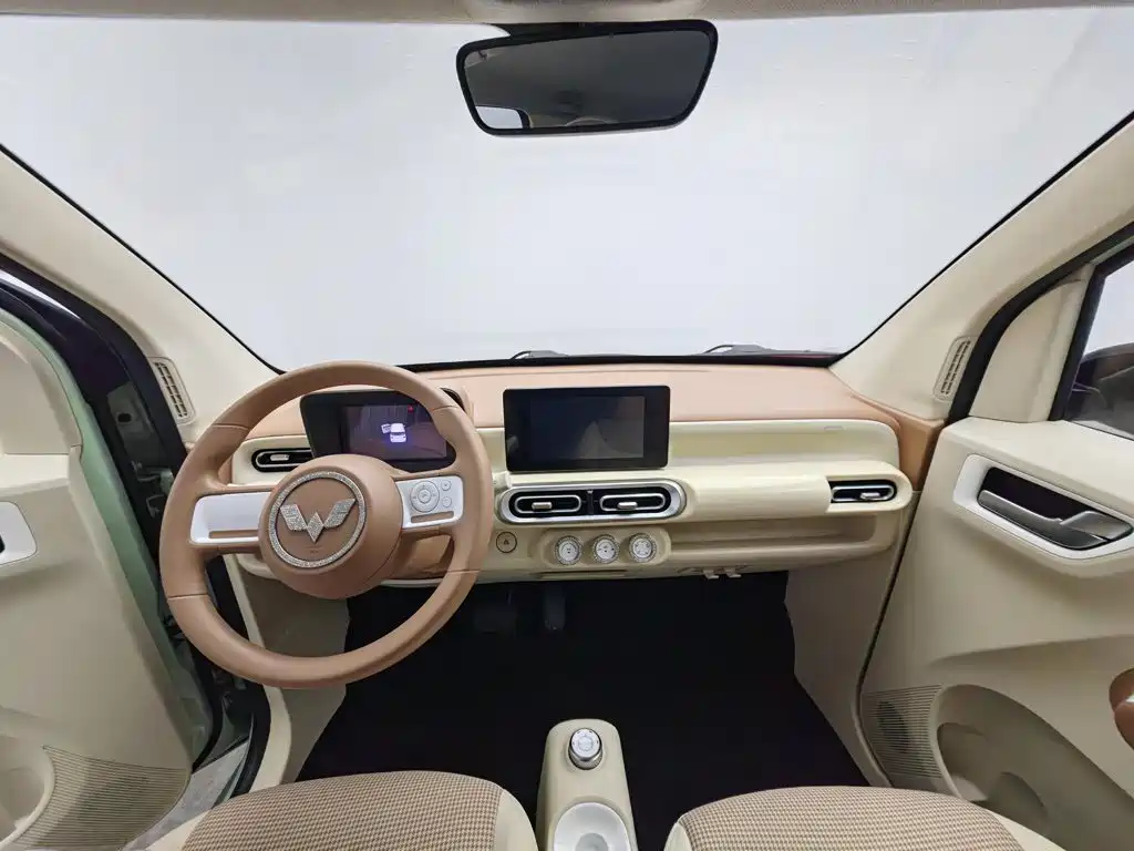 Wuling MINIEV 2024