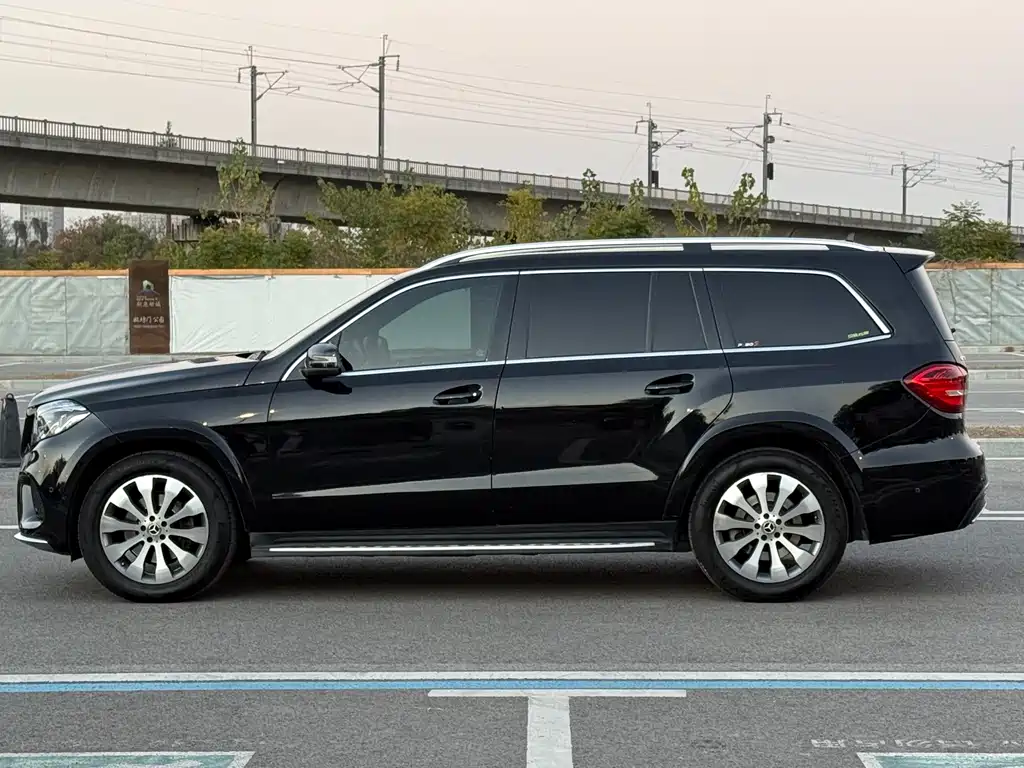 Mercedes-Benz GLS 2017 — фото 4