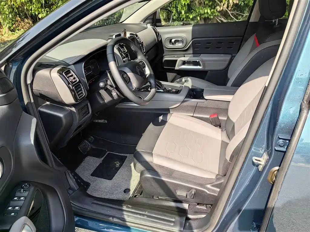 Citroen C5 AIRCROSS 2020 — фото 11