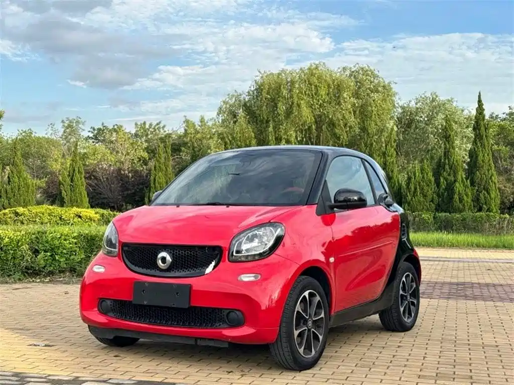 smart Fortwo 2016 — фото 1