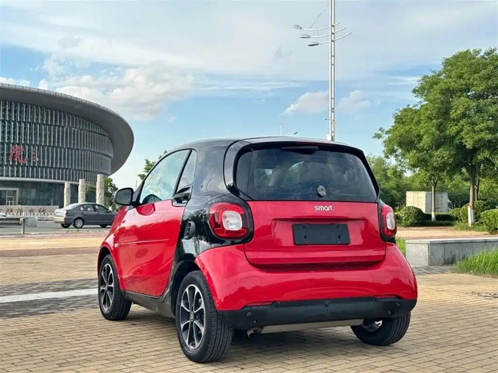smart Fortwo 2016 — фото 6