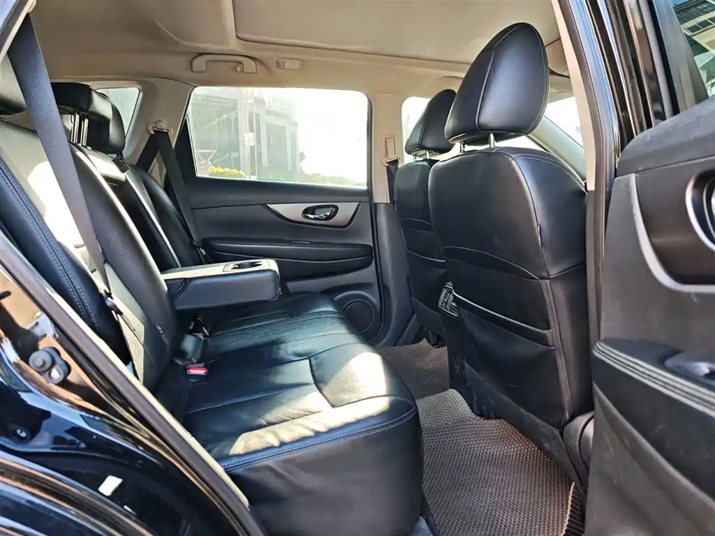 Nissan X-Trail 2016 — фото 18
