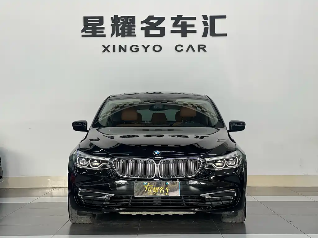 BMW 6 Series GT 2019 — фото 10