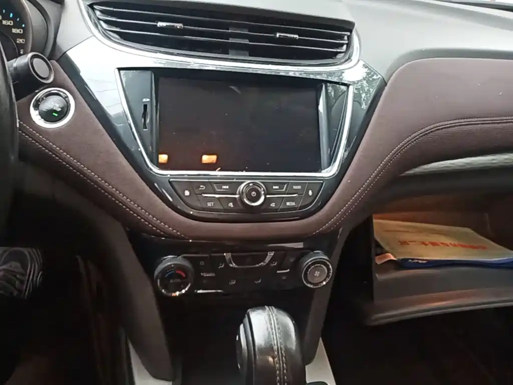Chevrolet Malibu 2017 — фото 13