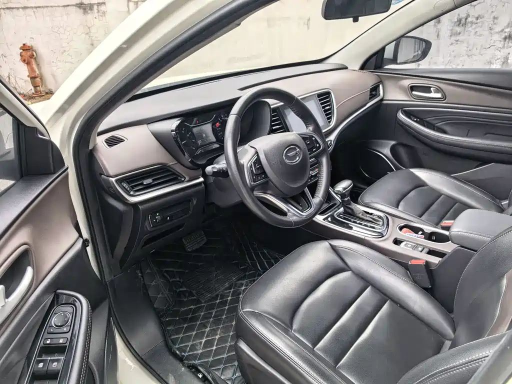 GAC Motor Trumpchi GA4 2018 — фото 4