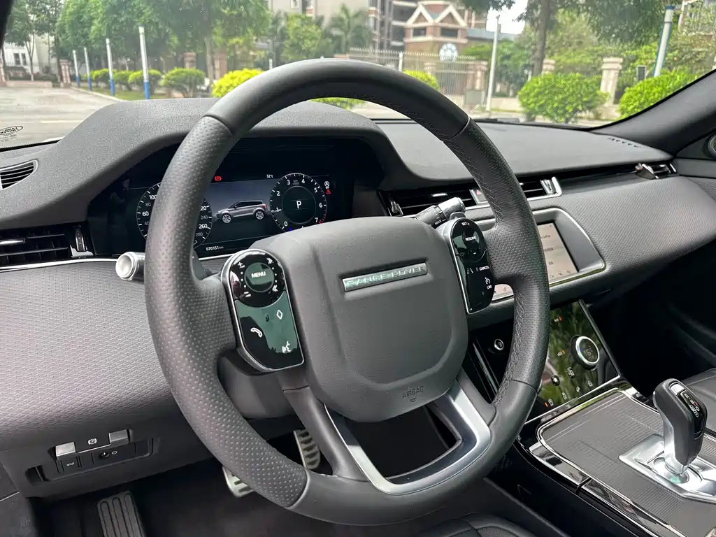 Land Rover Range Rover Evoque 2020 — фото 19