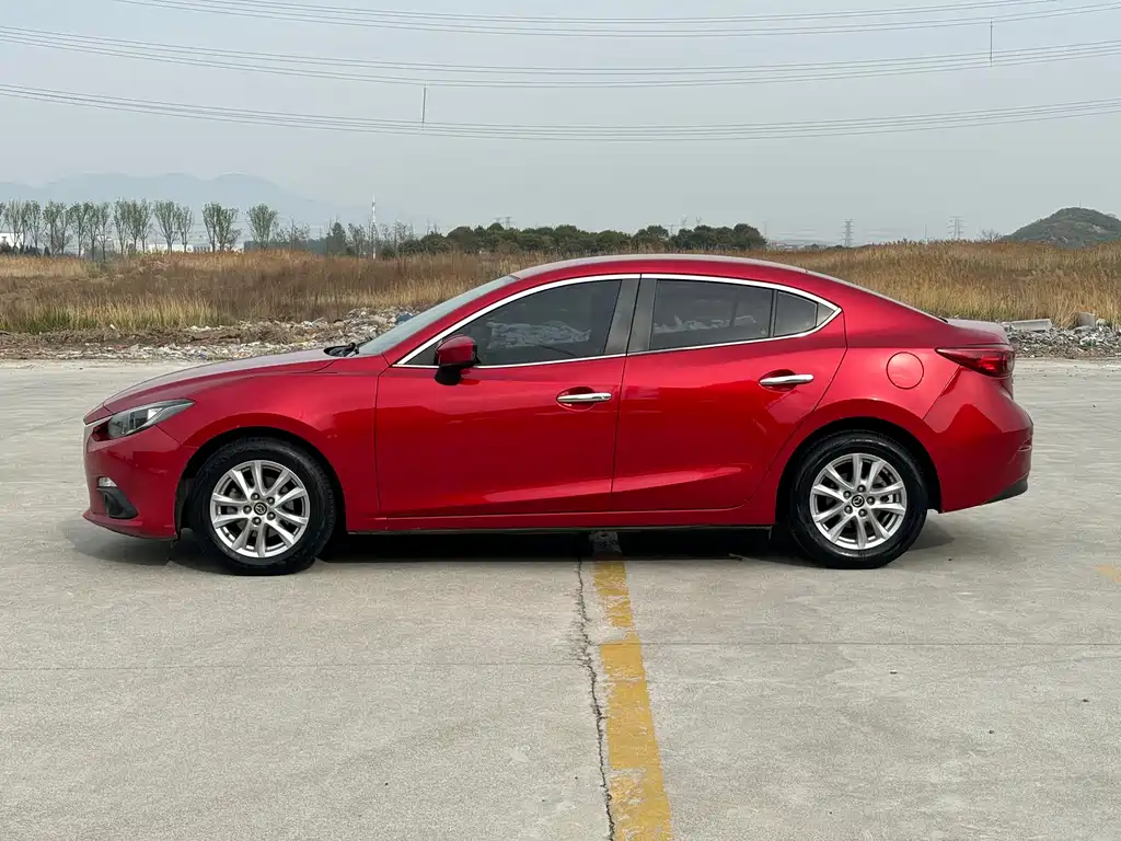 Mazda 3 Axela 2016 — фото 13