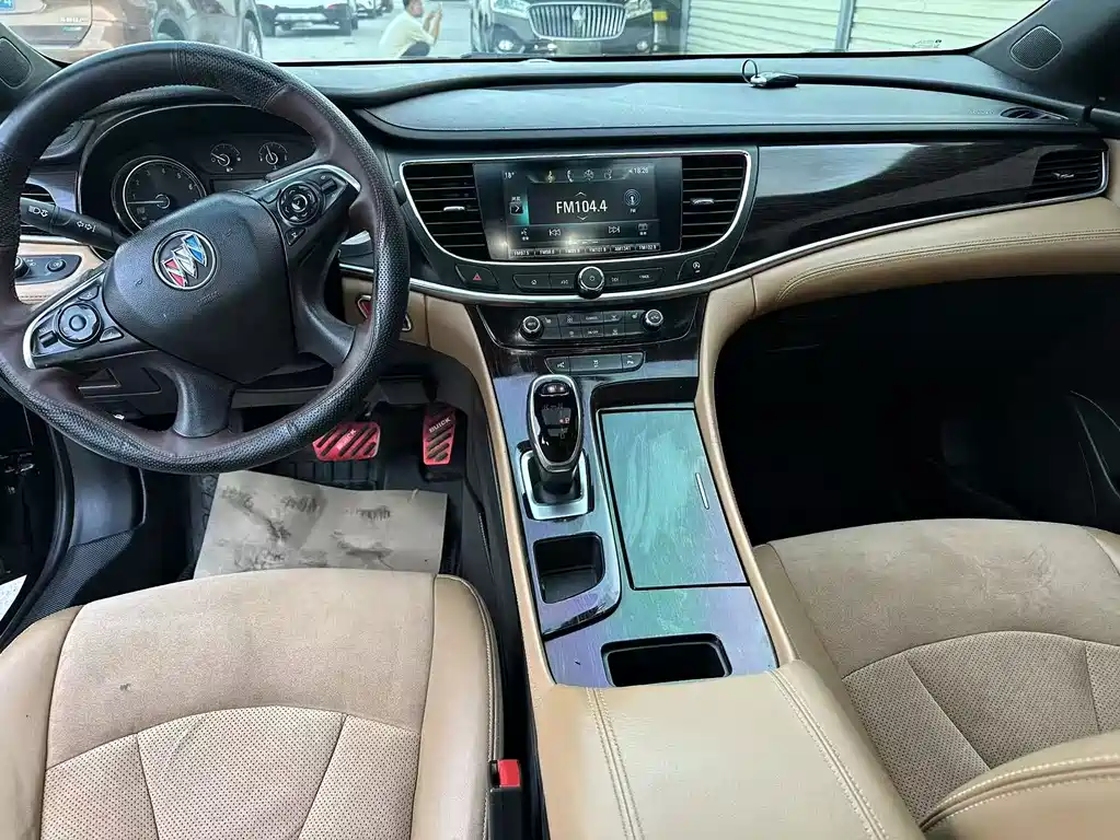 Buick LaCrosse 2018 — фото 7