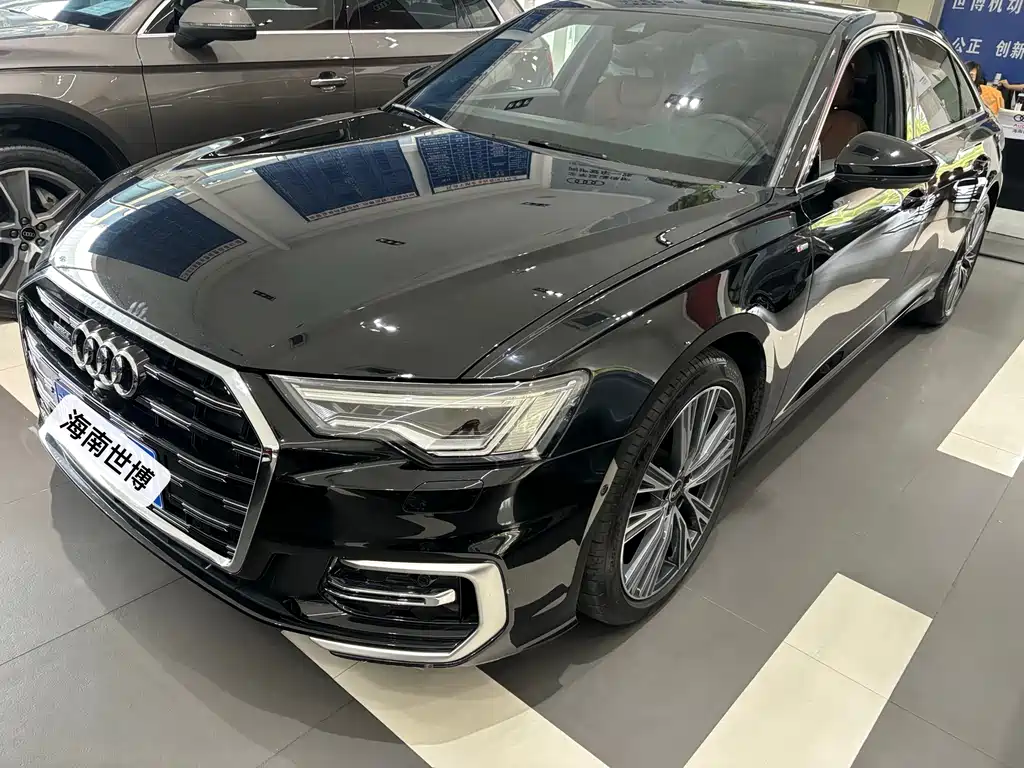 Audi A6L 2024 — фото 1