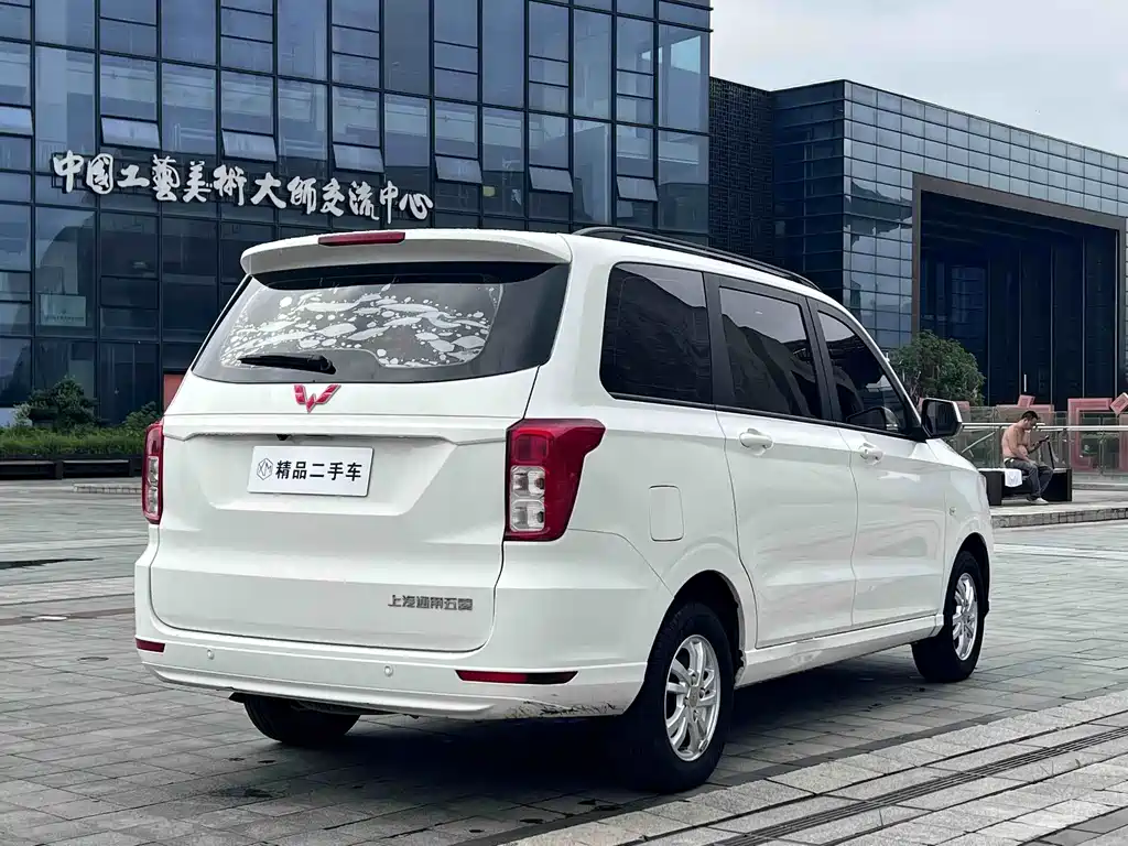Wuling Hongguang 2019 — фото 10
