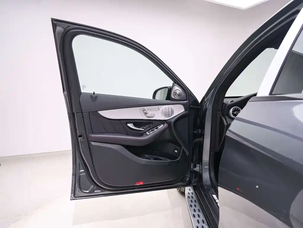 Mercedes-Benz GLC AMG 2021 — фото 15