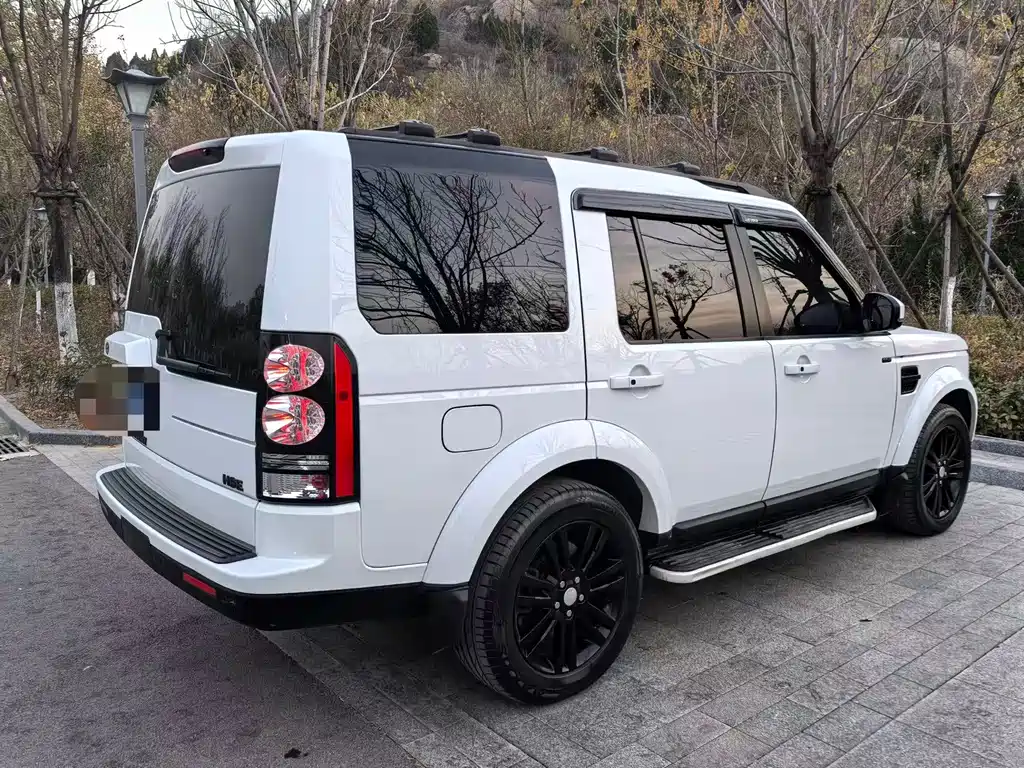Land Rover Discovery 2015 — фото 5