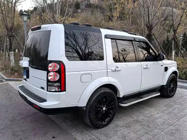 Land Rover Discovery 2016