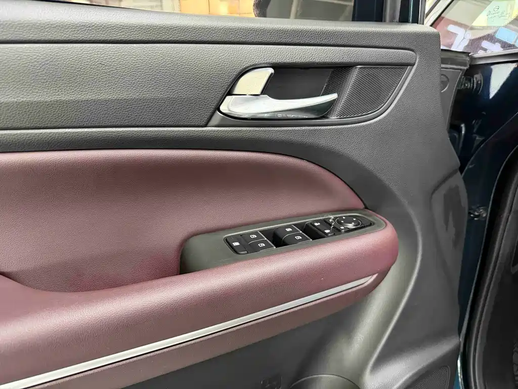 GAC Trumpchi M6 2022 — фото 9