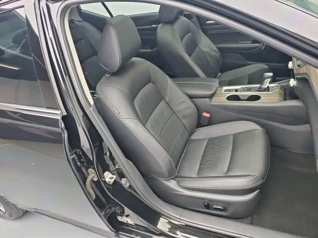 Nissan Teana 2022 — фото 25