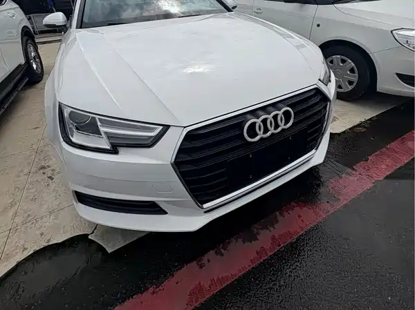 Audi A4L 2017