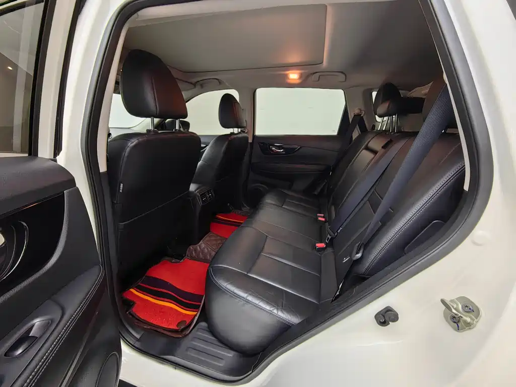 Nissan X-Trail 2019 — фото 10