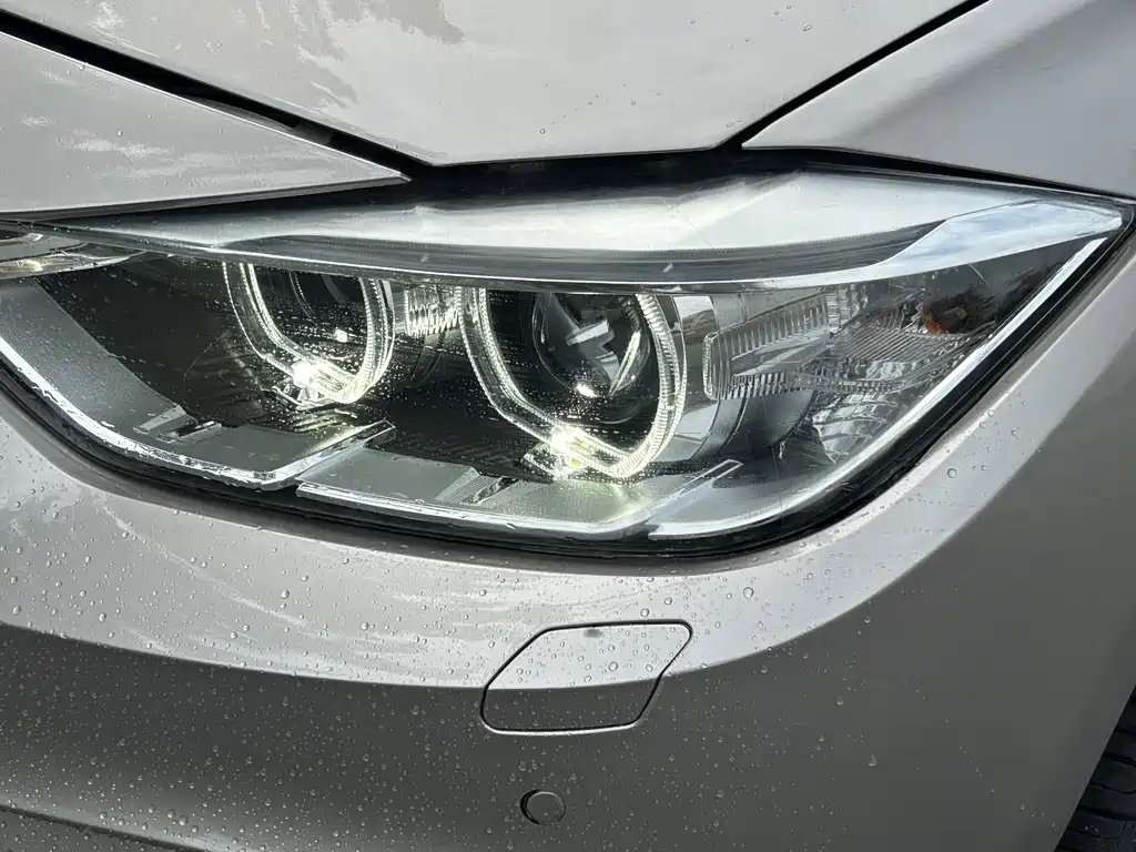 BMW 3 Series 2013 — фото 11