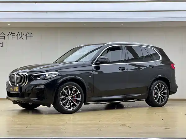 BMW X5 2021
