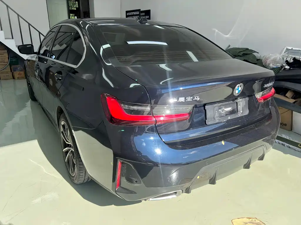 BMW 3 Series 2023