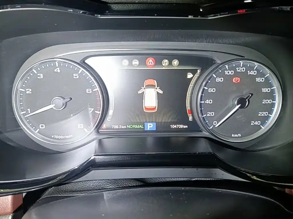 GAC Motor Trumpchi GS8 2018 — фото 12