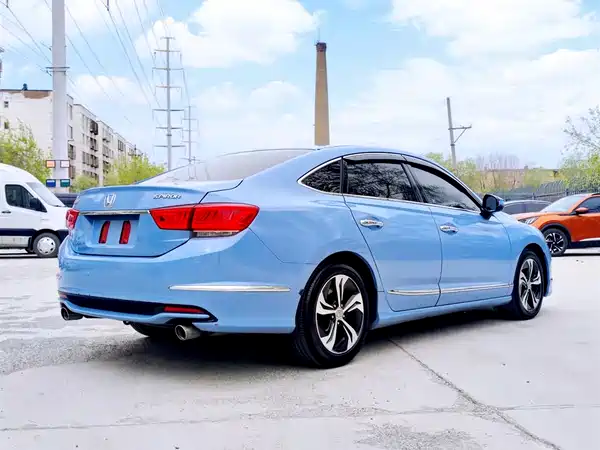 Honda Spirior 2015