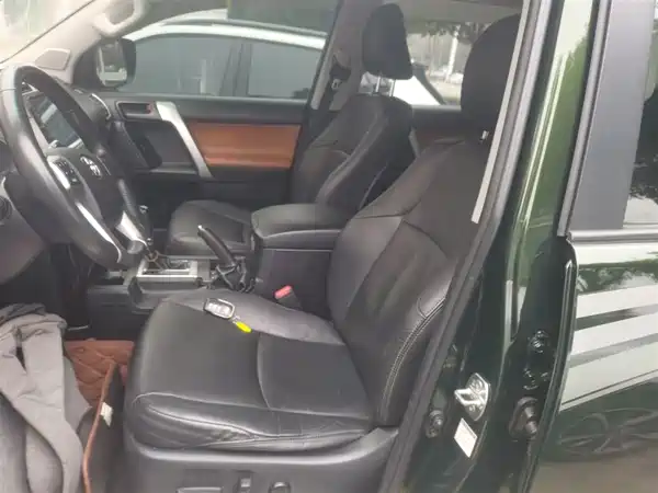 Toyota Prado 2016