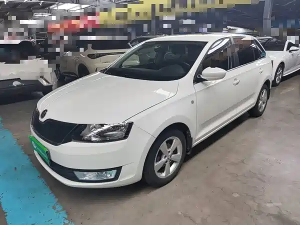 Skoda Rapid Spaceback 2015