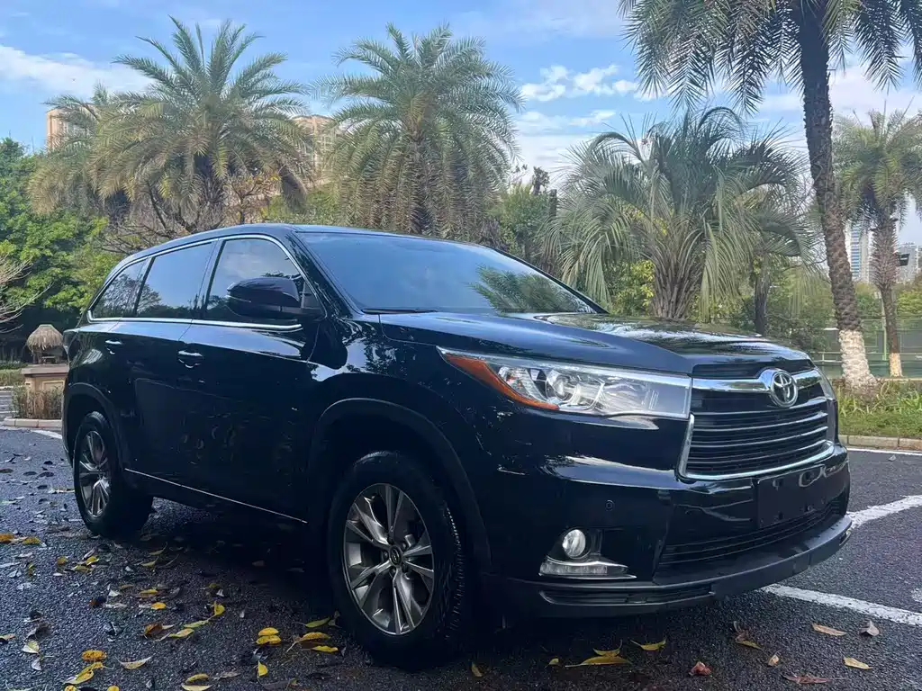Toyota Highlander 2017 — фото 3