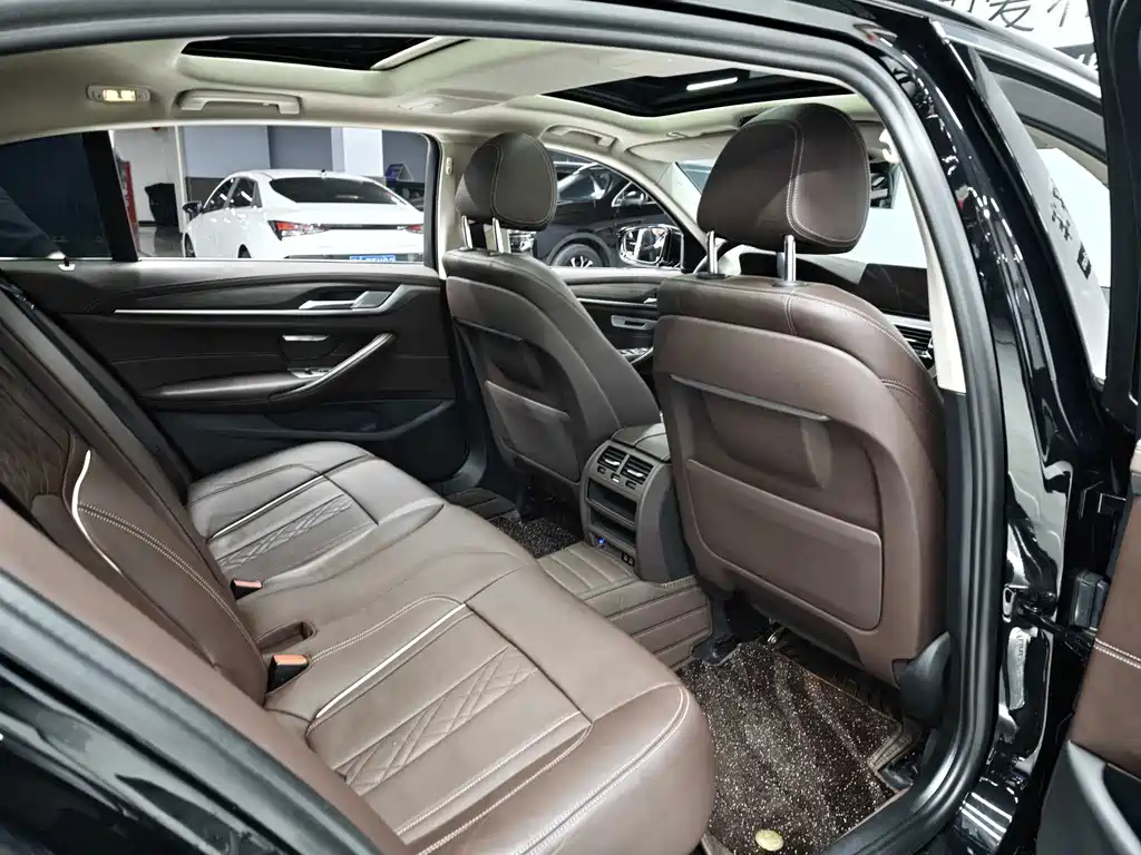 BMW 5 Series 2020