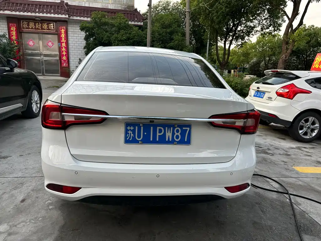 Roewe i5 2020 — фото 20