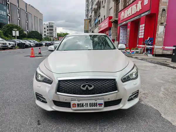 Infiniti Q50L 2017