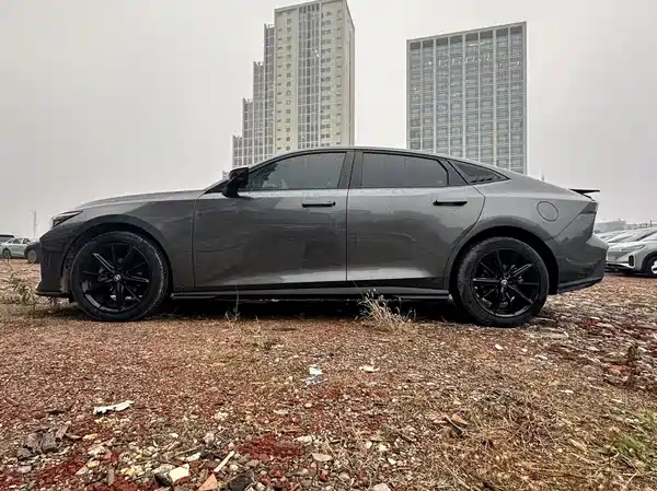 Changan UNI-V 2024