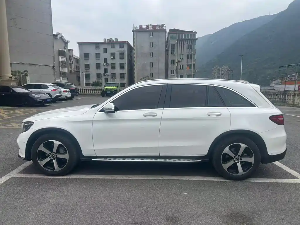 Mercedes-Benz GLC 2019 — фото 10