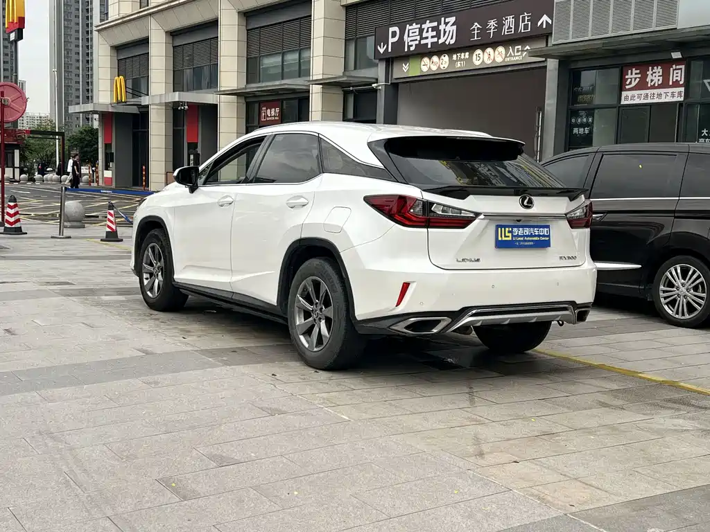 Lexus RX 2018 — фото 2