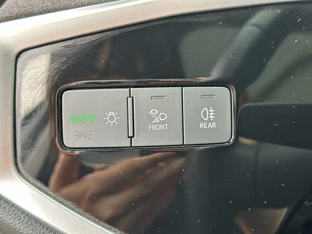 Audi Q3 2022 — фото 16