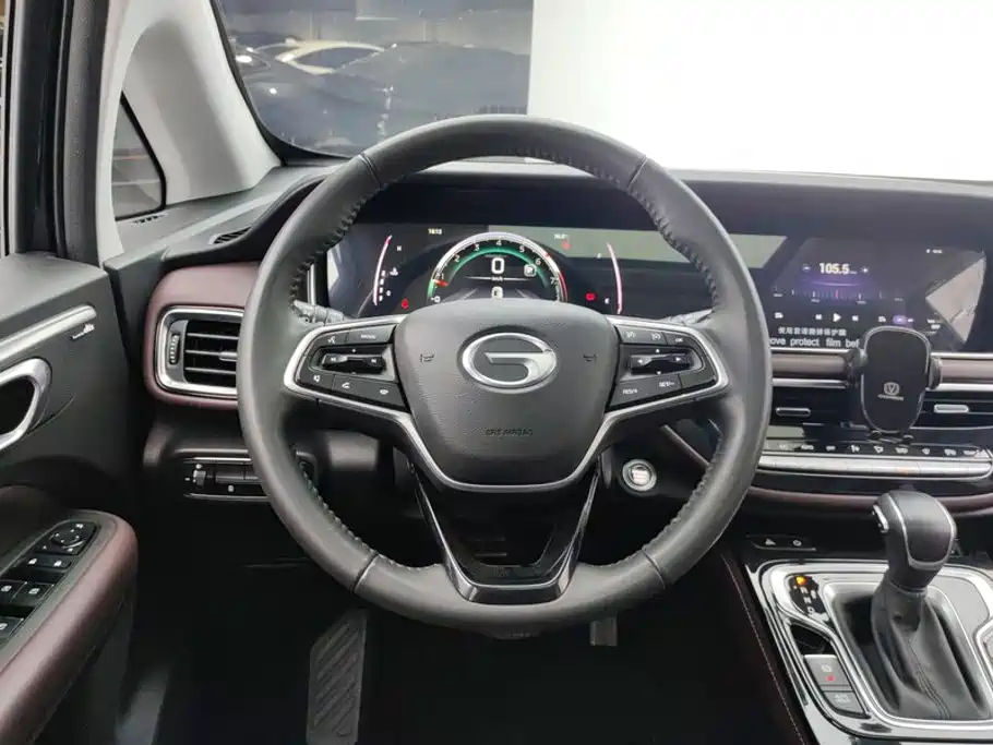 GAC Trumpchi M6 2025 — фото 15