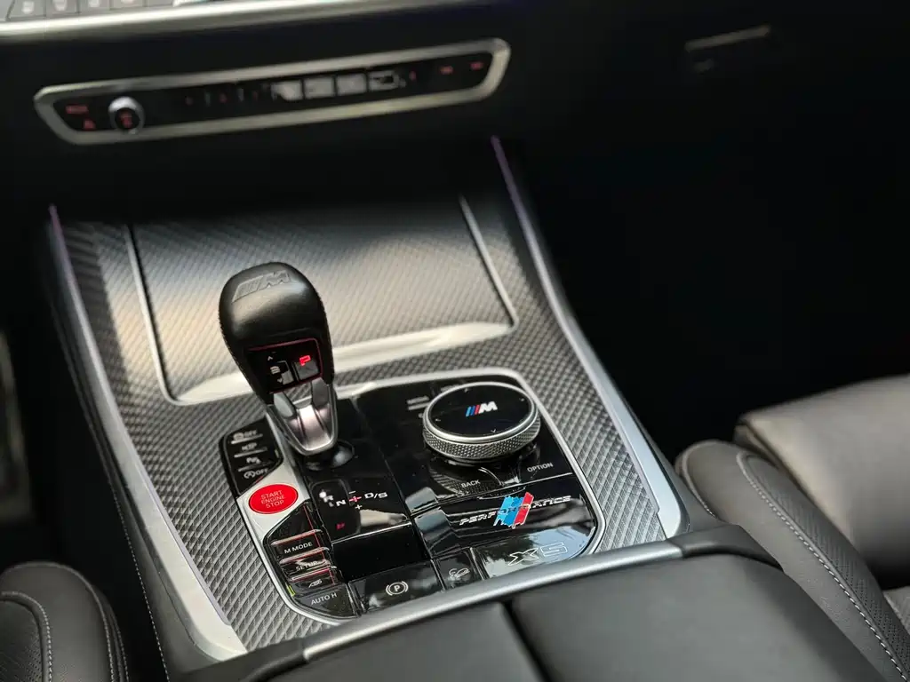 BMW X5 M 2022 — фото 21
