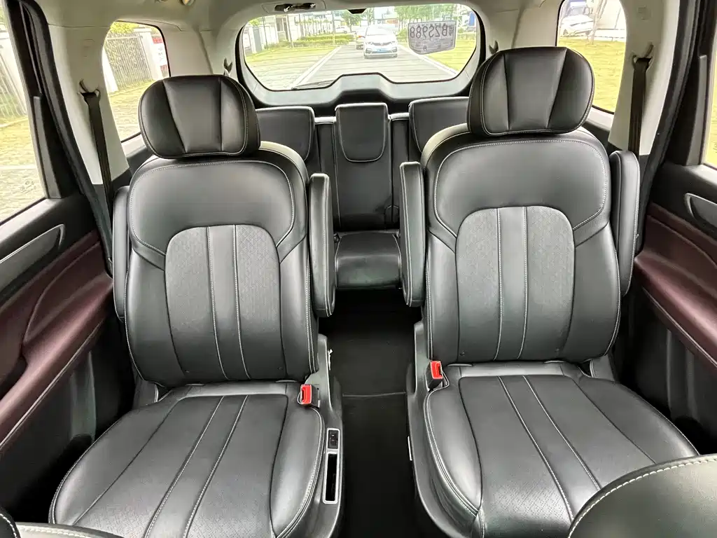 GAC Motor Trumpchi M6 2021 — фото 46