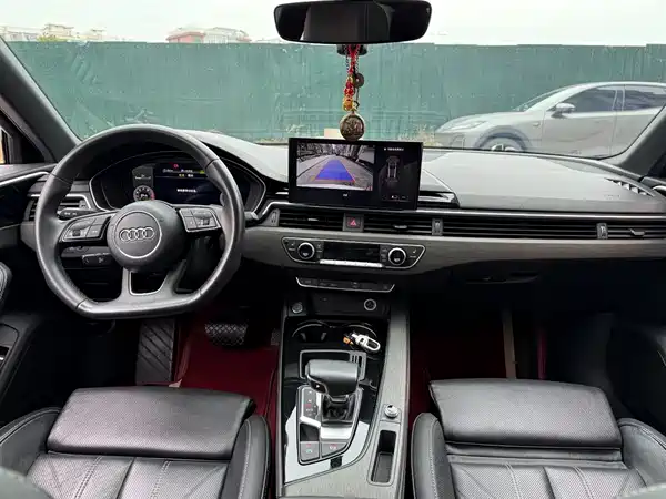 Audi A4L 2023