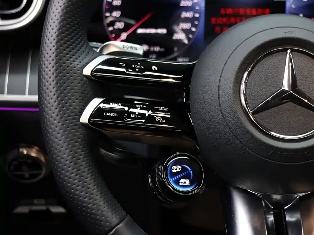 Mercedes-Benz GLC AMG 2025 — фото 14